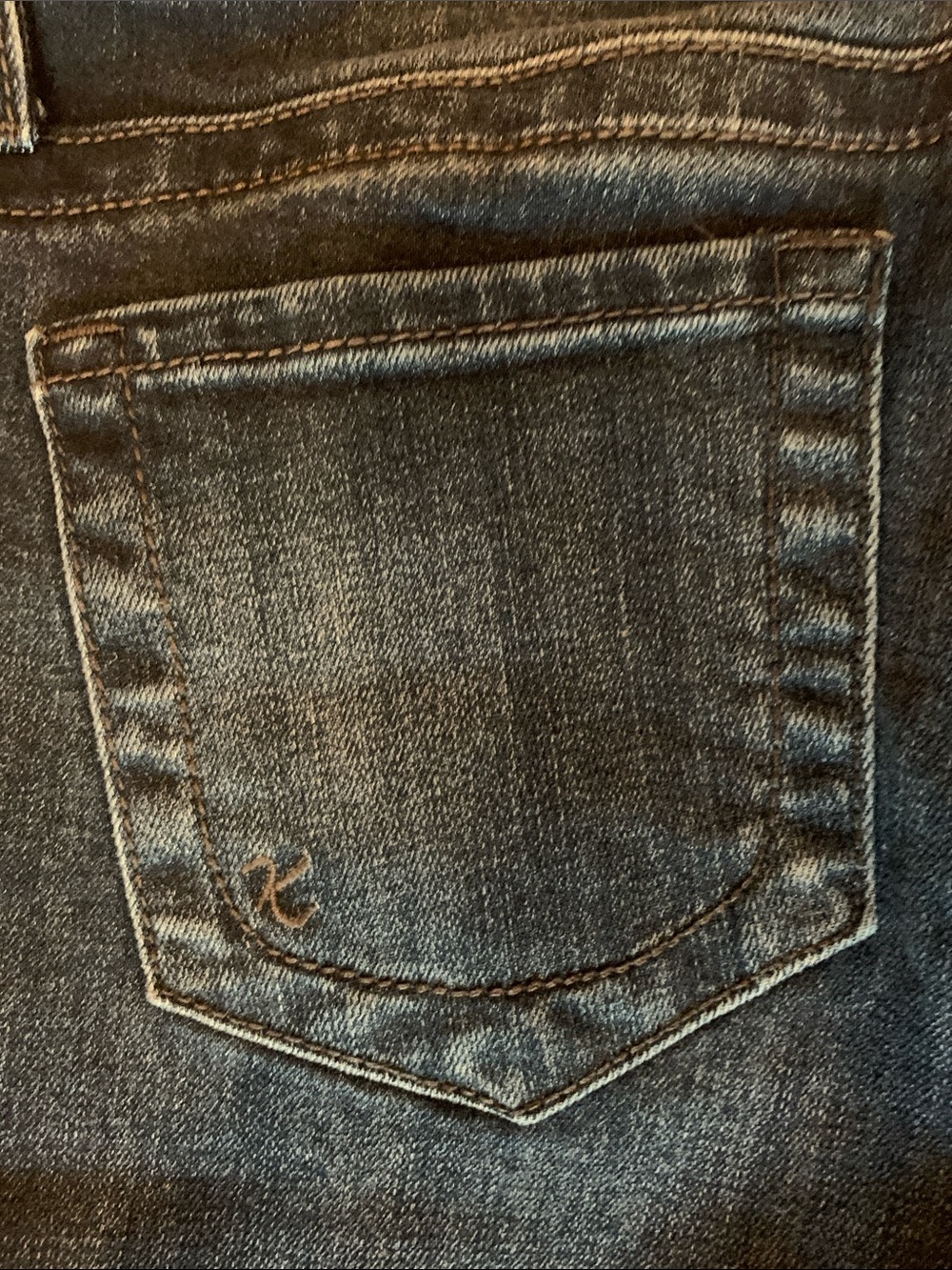 Kut from the Kloth STRAIGHT Leg size 2 - Picture 5 of 7